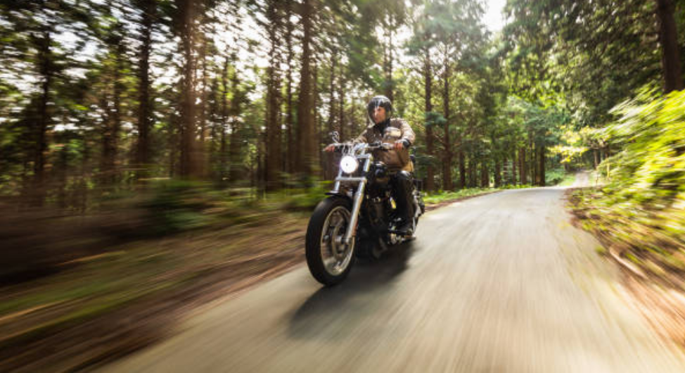 Three Reasons Guys Should Ride Motorcycles